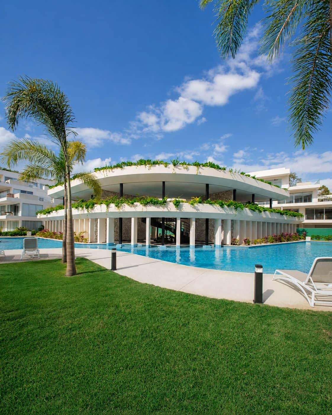 Clubhouse at The Leaf Playacar